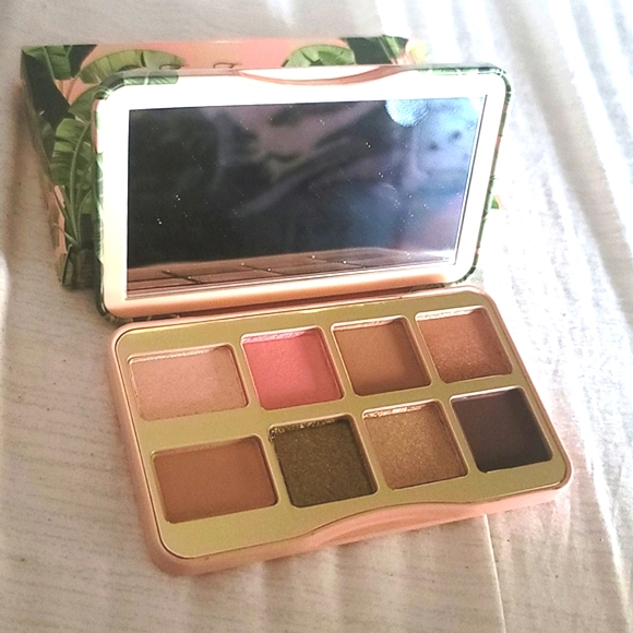Too Faced "Shake Your Palm Palms" 🌴🥥 Mini Eyesha - Picture 2 of 8